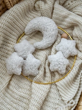 Детский мобиль на кроватку для младенцев ручной работы WooolyWool «Звезды»