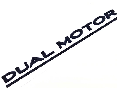 Надпись DUAL MOTOR Tesla Чёрный глянец