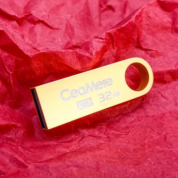 Флеш-память USB CeaMere C3 32 GB Золотая