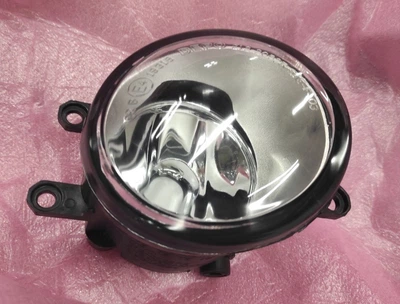 Противотуманная фара ПТФ туманка DEPO на Toyota Corolla 07-12 правая Тойота Королла АМ002476910