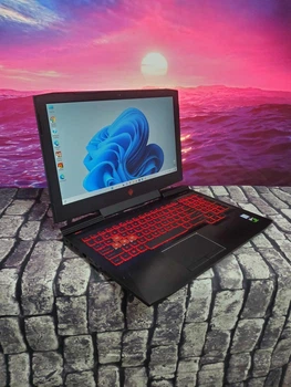 Ігровий ноутбук HP Omen 15.6" - FHD IPS / i7 7700HQ /16gb RAM / SSD128GB + HDD500Gb / GTX 1050ti Б/В
