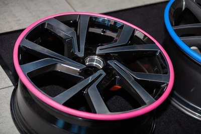 Флиппер резинка для защити дисков колес GLZ Motors R17 комплект розовый