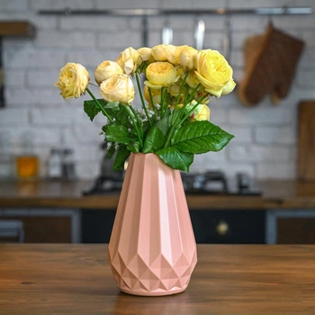 Ваза для цветов MBM HOME пластиковая 20 см DH-FLOWERS-07 PINK Розовая