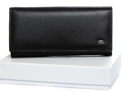 Женский кожаный кошелек Dr.Bond W10502 черный