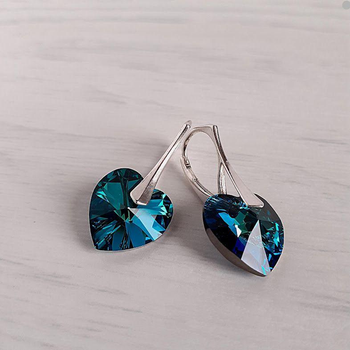 Сережки Hand Made з кристалами сердечками Swarovski синьо-бірюзового кольору