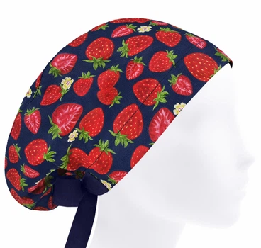 Медицинская шапочка женская HeadwearUniverse универсальная принт Клубника на синем