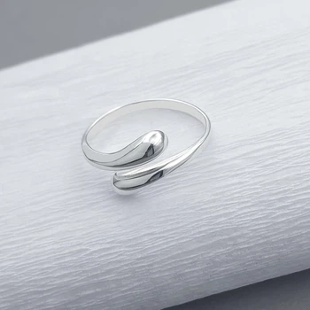Серебряное кольцо Капельки 18,5 р