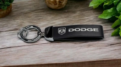 Брелок для автомобільних ключів екошкіра та метал Dodge