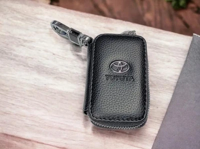 Ключница с карабином для автомобильного ключа Toyota