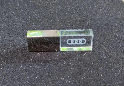 Флешка 32 ГБ, с логотипом Audi