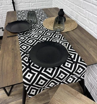 Доріжка на стіл (раннер) Facets black 160х40 см Чорний