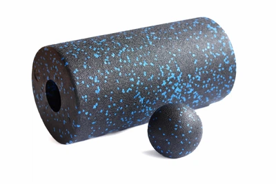Массажный набор МФР RollerUA мяч массажный 8 см та гладкий ролик 30х15 см Black/Blue 01042024