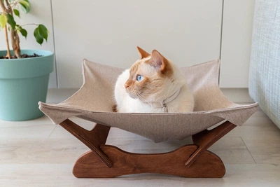 Лежаки Pet Joy Лежак - гамак brown+beige для кота 1 шт (brown1beige)