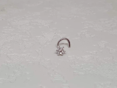 Серебряная серьга-пирсинг в нос. 7028U