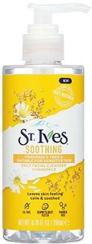 Zel do mycia twarzy St. Ives Soothing Face Z rumiankiem 200 ml (8801619051825)