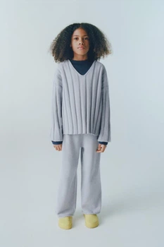 Светр Zara д7568 блакитний 164