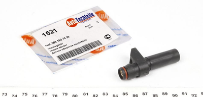 Датчик коленвала AUTOTECHTEILE 100 1521 Mercedes C-Class, S-Class, E-Class, Sprinter, A-Class; Opel Vivaro 0031537428, 0031537228