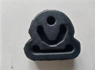 Подушка кріплення глушника Fa1 753-917 NISSAN ALMERA 06->