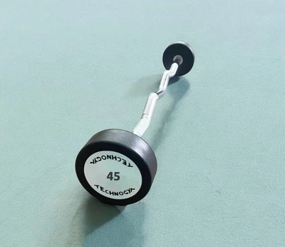 Штанга вигнута цілісна 45 кг Technogym TGW-45kg