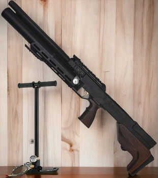 Пневматическая винтовка (PCP) ZBROIA Sapsan Tactical 550/300 (кал. 4,5 мм, коричневый) + Насос Air Pump