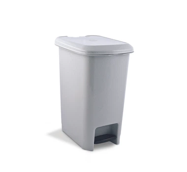 Бак для мусора "SLIM" с педалью UCSAN plastik 40 л. M-1056