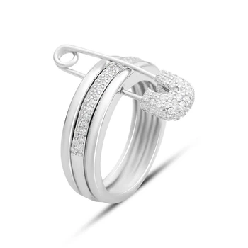 Серебряное кольцо с фианитами, вес изделия 5,25 гр (2157236)
