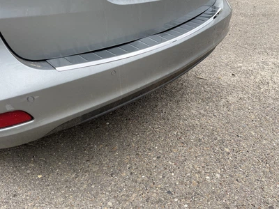 Накладка на задній бампер для Opel Zafira C з загибом Хром нержавійка