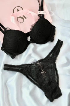 Комплект белья Victoria's Secret Push-Up Bra Black Set 32B-S