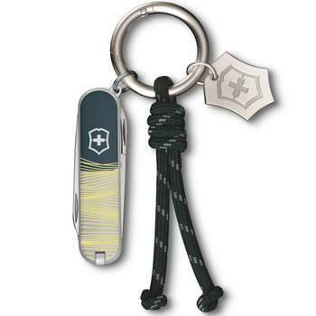 Складной нож Victorinox CLASSIC SD Paris Style 0.6223.E221