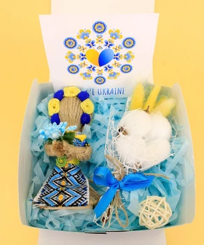 Подарунковий набір Ukrainian gift 1 дівчині, другові мамі, брату, сестрі, подрузі, хлопцю, жінці, на день народження, свято (8-1297)