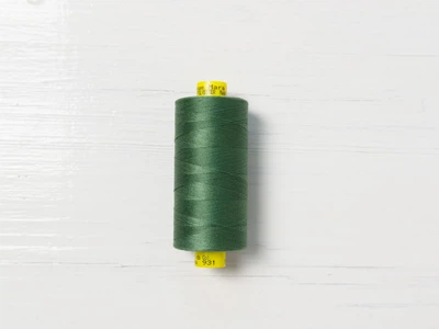 Нитки Gutermann #120 арт. 931, Зеленый, №120, полиэстер 100%