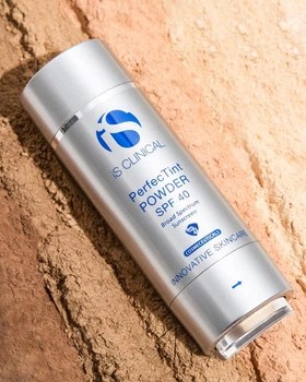 IS Clinical PerfecTint Powder SPF 40 Сонцезахисна пудра колір бежевий