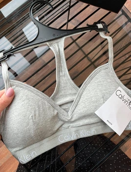 Calvin Klein Сучасний бавовняний трикутник Bralette розмір S