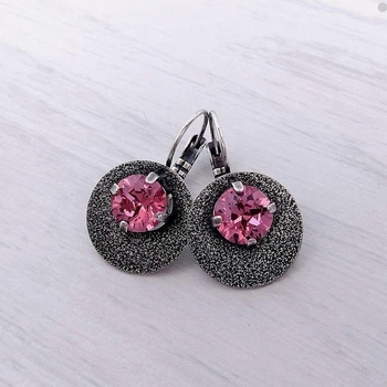 Cерьги Hand Made винтажные с кристаллами Swarovski розового цвета