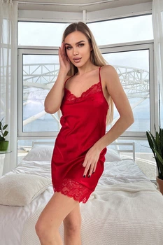 Нічна сорочка жіноча пеньюар шовковий з мереживом JULIA Червоний L(46-48)