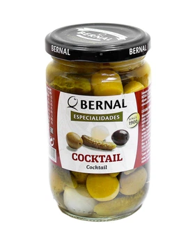 Оливки-коктейль Bernal зеленые, черные, корнишоны и жемчужный лук 300 г 8428391101922