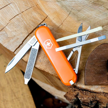 Складной нож-брелок VICTORINOX Classic Mango Tango 7 функций 4 см, нержавеющая сталь X50CrMoV15