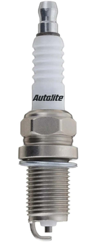 Медная свеча зажигания Autolite COPPER зазор 1.1 SAE Opel Corsa D 1.2, VW Polo 1.4 16V (5224)
