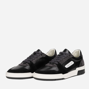 Sneakersy