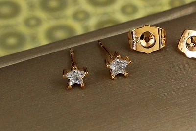 Сережки гвоздики Xuping Jewelry зірочки 5 мм золотисті