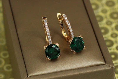 Сережки Xuping Jewelry світло у вікні із зеленим каменем 2,2 см золотисті