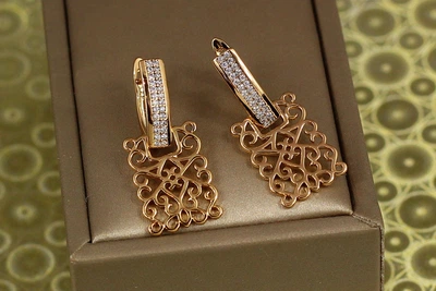 Серьги Xuping Jewelry две дорожки с ажурными прямоугольниками 2,8 см золотистые