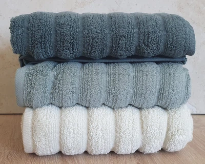 Набор турецких махровых полотенец Cestepe MicroCotton Premium 3 штуки 50x90 Ezgi 6 плотность 600 г/м2