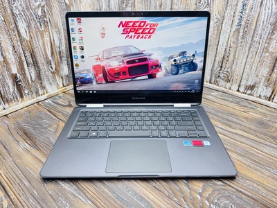 Ноутбук-планшет 2 в 1 Samsung NP940X5N-X02US-(Core i7-8550u,SSD 256 GB,RAM 16 GB,Radeon 500 2 GB), (3516) Б/У