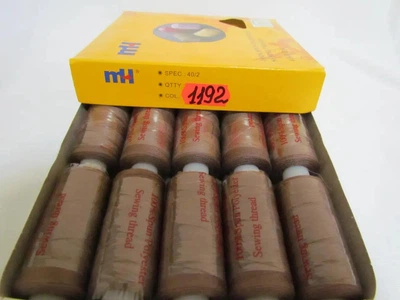Нитки полиэстер №40/2 400ярд темный мокко (№1192) коробка 10кат.
