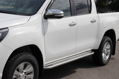 Боковые пороги KB001 (нерж) 51 мм для Toyota Hilux 2015- гг