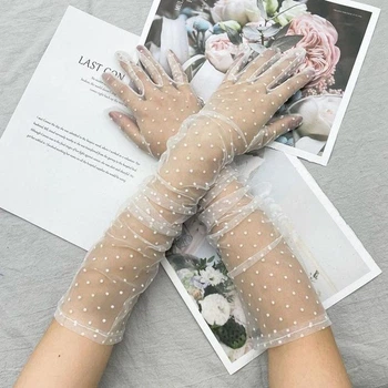 Фатиновые длинные перчатки в горошек Honey Fashion Accessories S/M/L белый (7-35/1)