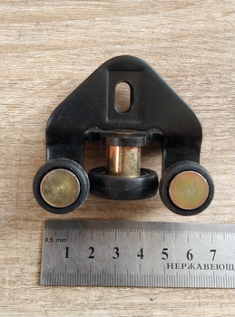 Ролик дверей бічний (зсувний) правий верхній STANDART STD516 FORD CONNECT 02->