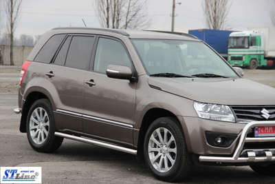 Боковые пороги подножки труба на Suzuki Grand Vitara 2 5d 12-15 d60х1,6мм Сузуки Гранд Витара ST6081
