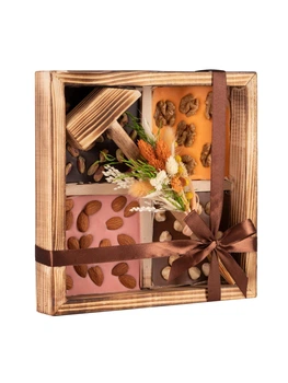 Шоколад молочный LAVIVA CHOCOLATE Hammer Mix, 350г
